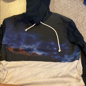 American Eagle Tshirt hoodie